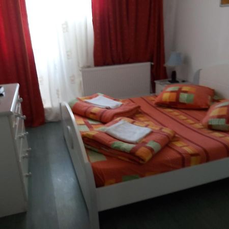 Hotel Turist Reșița Dış mekan fotoğraf