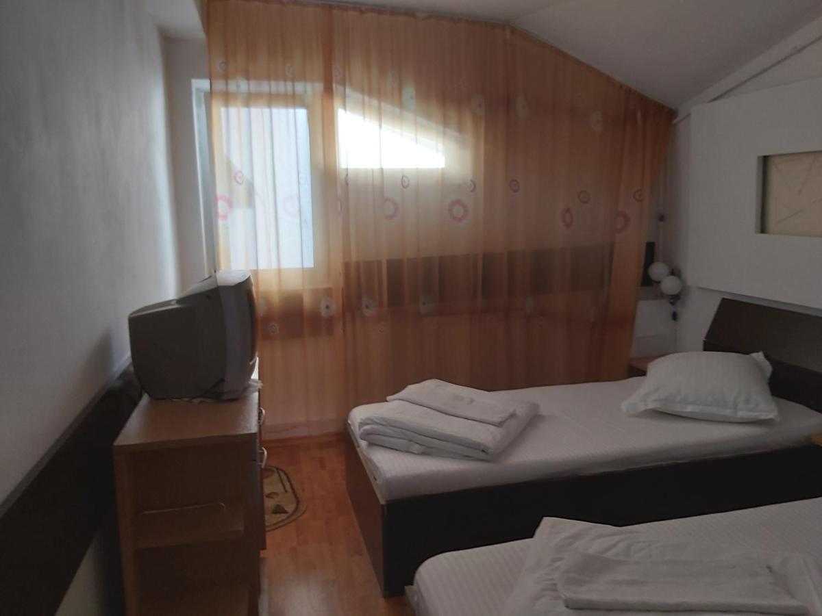 Hotel Turist Reșița Dış mekan fotoğraf