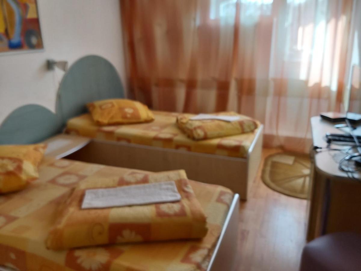 Hotel Turist Reșița Dış mekan fotoğraf