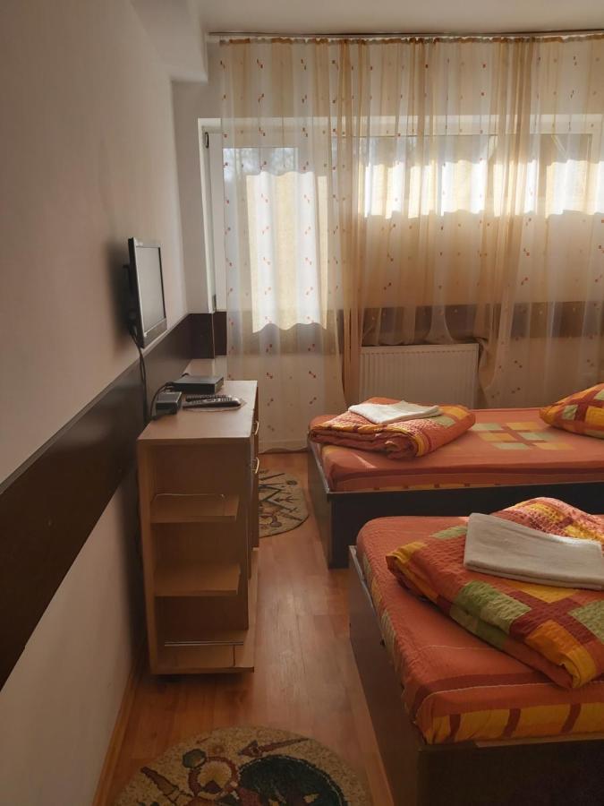 Hotel Turist Reșița Dış mekan fotoğraf
