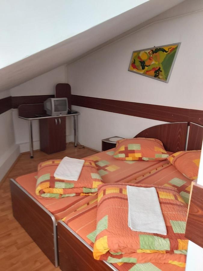 Hotel Turist Reșița Dış mekan fotoğraf