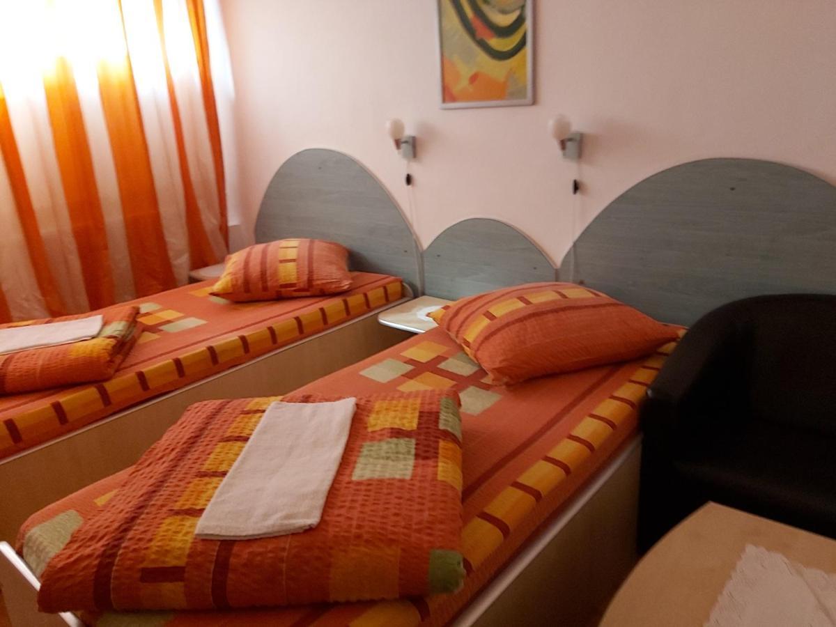 Hotel Turist Reșița Dış mekan fotoğraf
