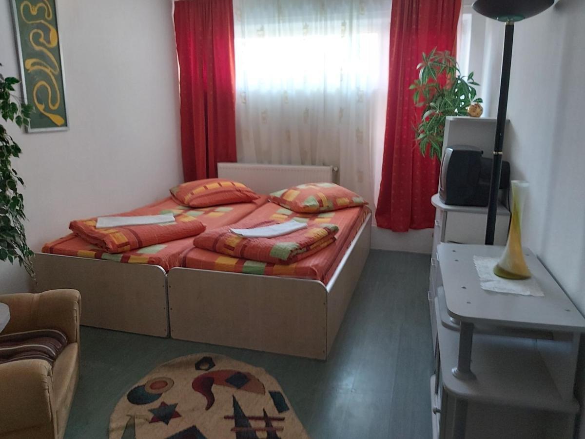 Hotel Turist Reșița Dış mekan fotoğraf